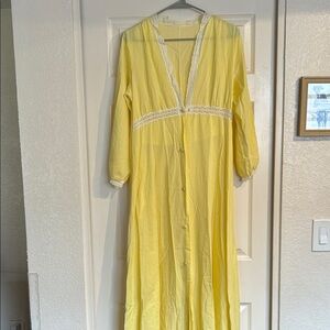 Vintage 70s MISS ELAINE Full Length Yellow Prairie Robe